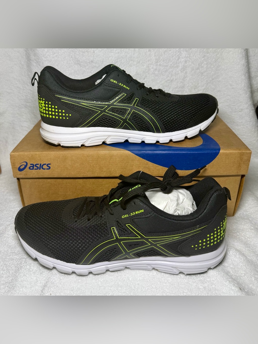 Asics GEL-33 Run Men's Black with Neon Green Accents Athletic Shoes